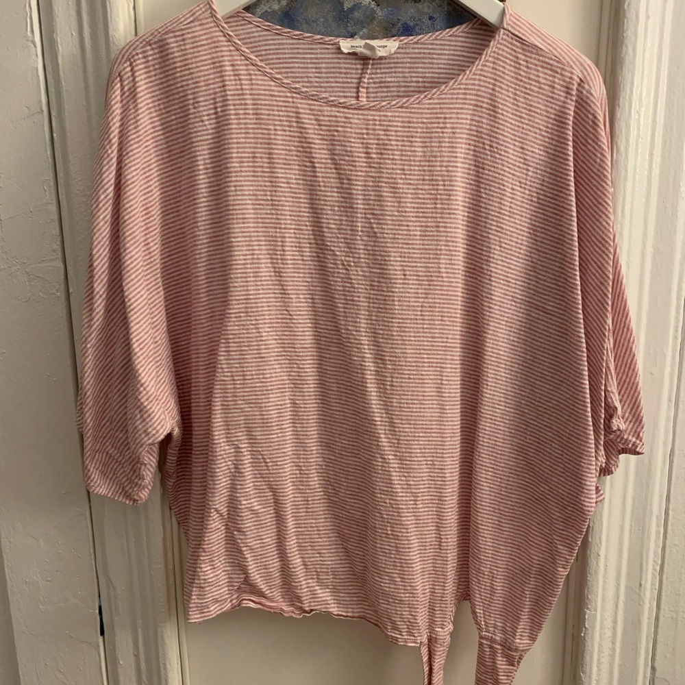 BeachLunchLounge Collection side tie linen tee